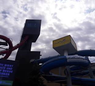 Basen Wave - Waterslide