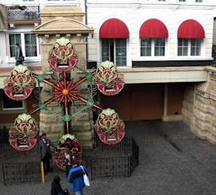 Berliner Straße und sein Riesenrad