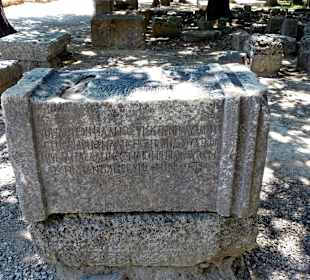 Fußßabdruck und ein Hufabdruck