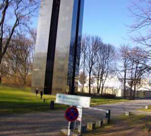 Carillon-Parkanlage Sockel