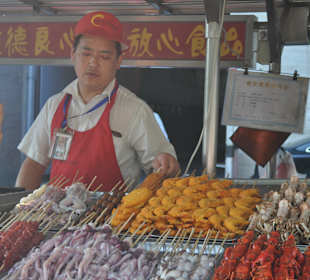Zbiór najdziwniejszego jedzenia w całym Pekinie