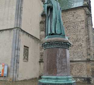 Das Martin-Luther-Denkmal in Magdeburg
