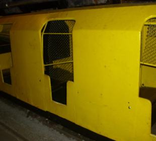 Beförderung der Bergleute "unter Tage"