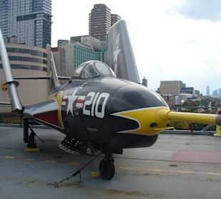 Auf der USS Intrepid