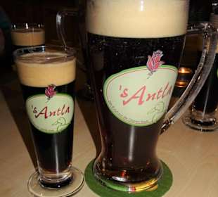 Hausgebrautes Bier im ´s Antla