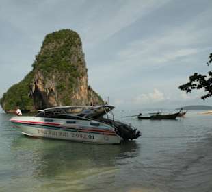 4 Island Tour