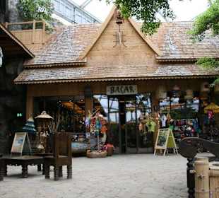 Souvenirgeschäft mit "Afrika Geruch"