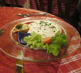 Bibeleskäs mit Kartoffeln