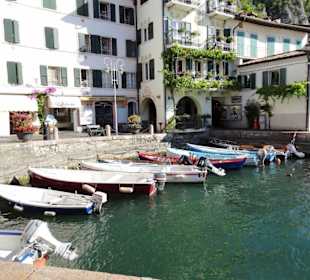 Impressionen aus dem alten Hafen von Limone
