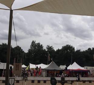 Jahrhundertmarkt und Ritterturney 