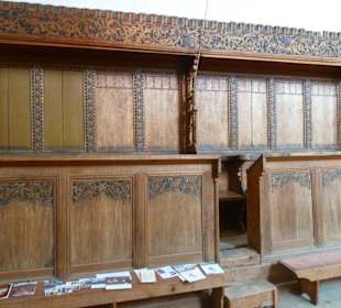 Wertvolles Chorgestühl