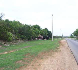 Von der Straße kaum zu erkennen