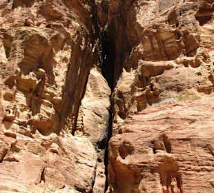 Spacer po Mieście Wykutym w Skale - Petra