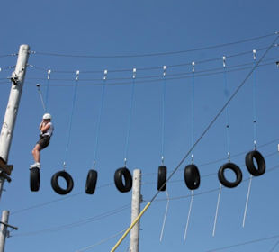 Im Hochseilgarten auf dem Kuhberg