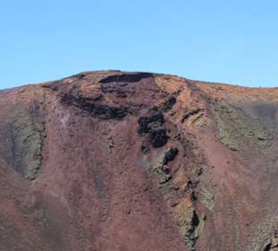 Alter Lavaausflusskrater