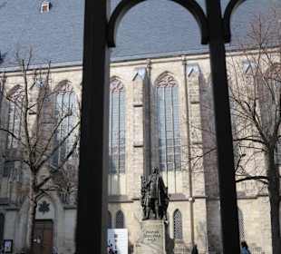 Johann Sebastian Bach's Statue vom BACH14 aus
