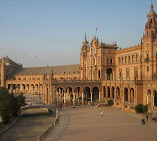 Blick aus dem Treppenhaus im Mittelteil