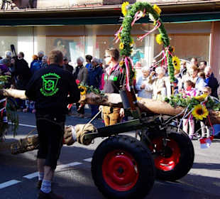 Stadelner Kärwaverein e.V. FestwagenKärwabrauchtum