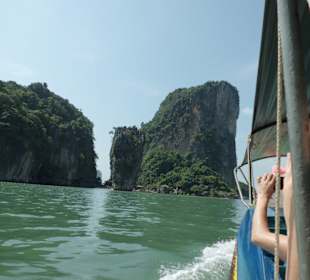 Richtung James Bond Felsen