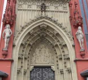 Die Marienkapelle in Würzburg am Marktplatz