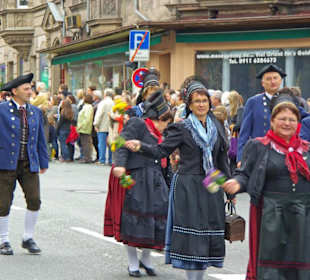 Umzug Michaeliskirchweih in Fürth
