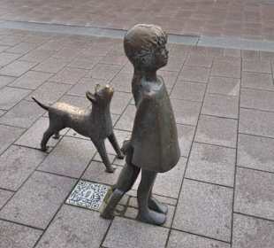 Ansichten der "Utröper"-Skulptur