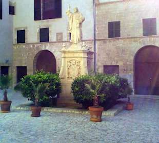  Bischofspalast & Diözesanmuseum Palma de Mallorca