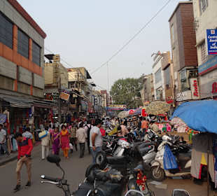 Auf dem Markt unterwegs