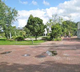 Wandelhalle / Seeterrasse