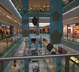 M Kaufhaus unterwegs