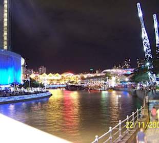 Clarke Quay bei Nacht