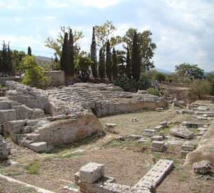 Die Überreste des römischen Odeons