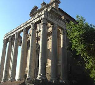 Antonius & Faustina Tempel