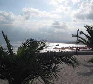 Andere Seite der Promenade