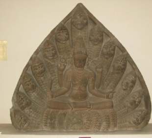 Die Gottheit Visnu in Cham Museum.