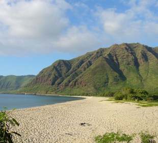 Makua Beach