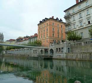 Fußgängerbrücke