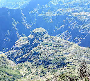 Blick in den Talkessel von Mafate