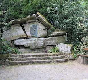 Elisabeth-Denkmal auf dem Altenberg