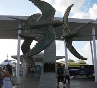 Blick auf den Fährhafen von Cozumel