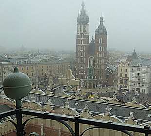 Krakauer Hauptmarkt, Marienkirche und Tuchhallen