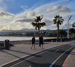 Strandpromenade Puerto del Carmen
