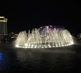 Wassershow vor dem Bellagio