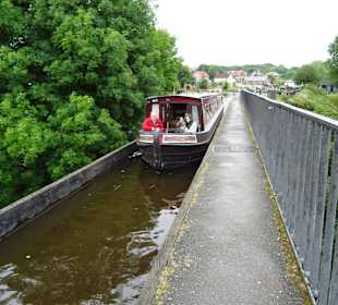Auf dem Viadukt der Höhepunkt der Fahrt