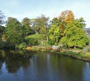 Rundgang durch das Gelände von Planten un Blomen