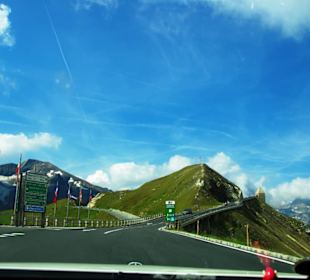 Am größten Parkplatz am GG