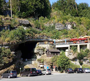 Teufelshöhle / Kreuzigungsgruppe