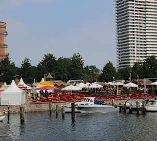 Veranstaltung zwischen Leuchtturm und Maritim