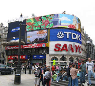 Piccadilly Circus