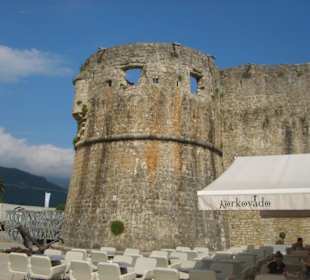 Stadtmauer von Budva